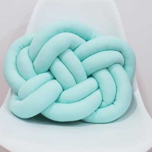 poduszka precel mięta.jpg