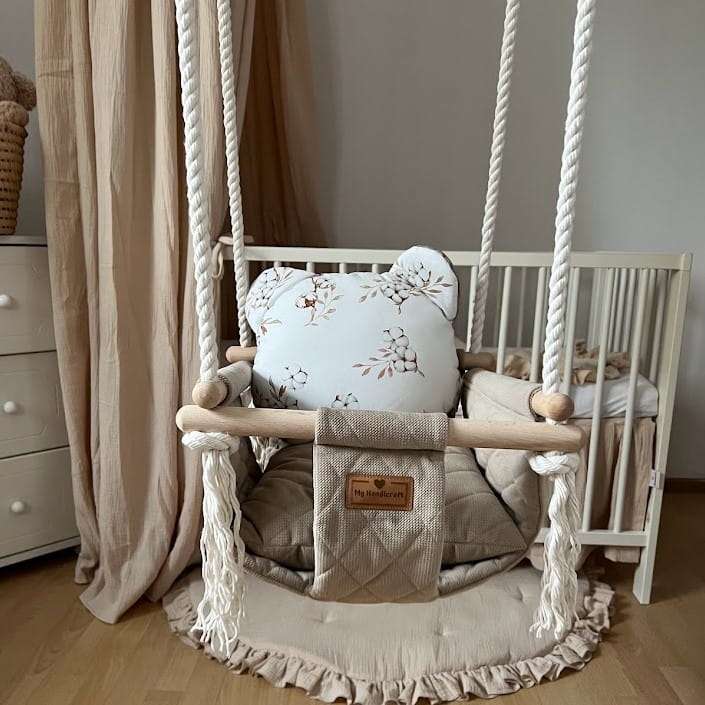 huśtawka niemowlęcca beżowa cotton.jpg