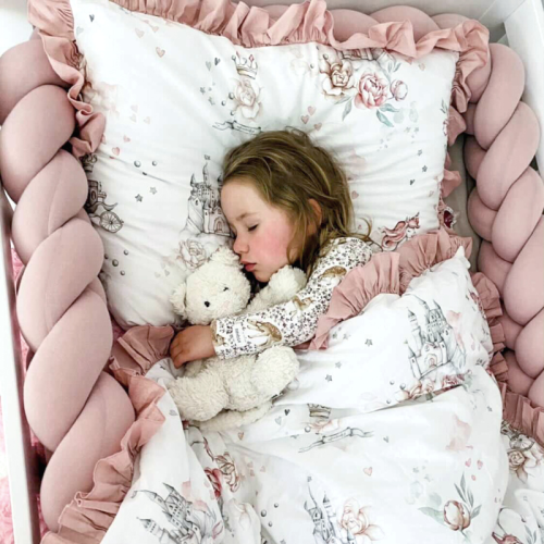 pościel z wypełnieniem dla dziewczynki