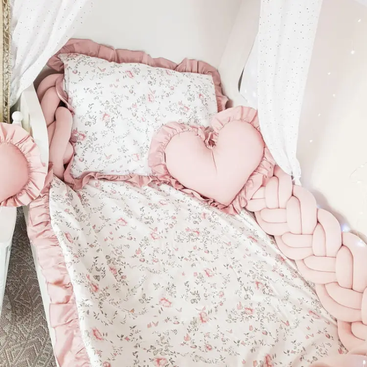 pościel z wypelnieniem