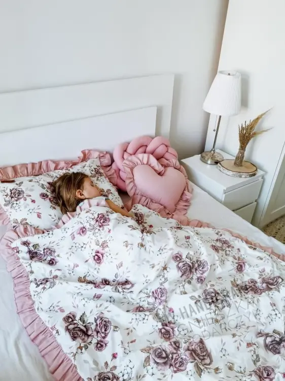 pościel z wypełnieniem