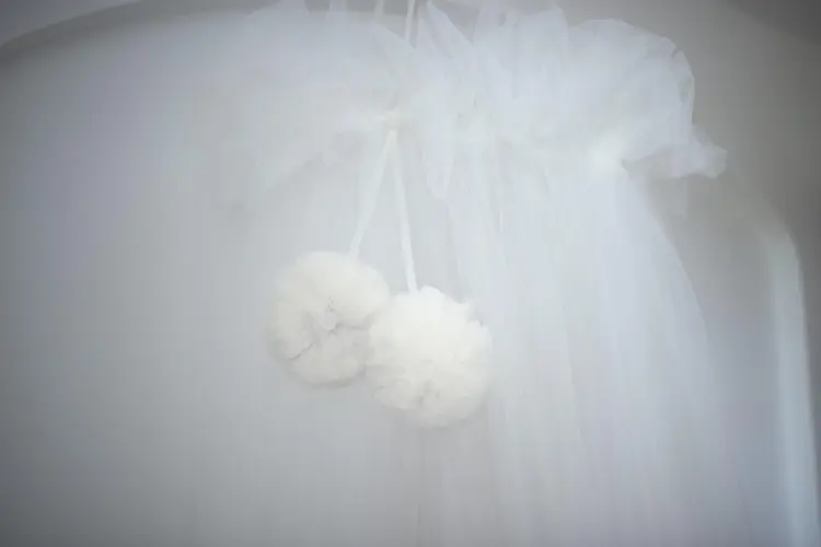 baldachim tiulowy off white.jpg