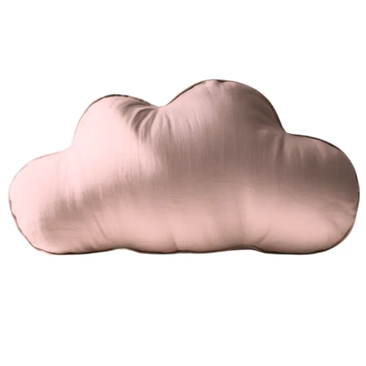 poduszka-w-ksztalcie-chmurki-pudrowy-roz.webp